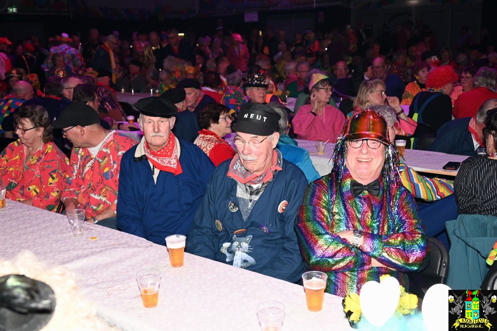 ../Images/Senioren carnaval 2024 217.jpg